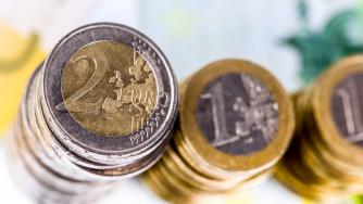 Банковите сътресения вещаят затягане на кредитирането в САЩ и Европа