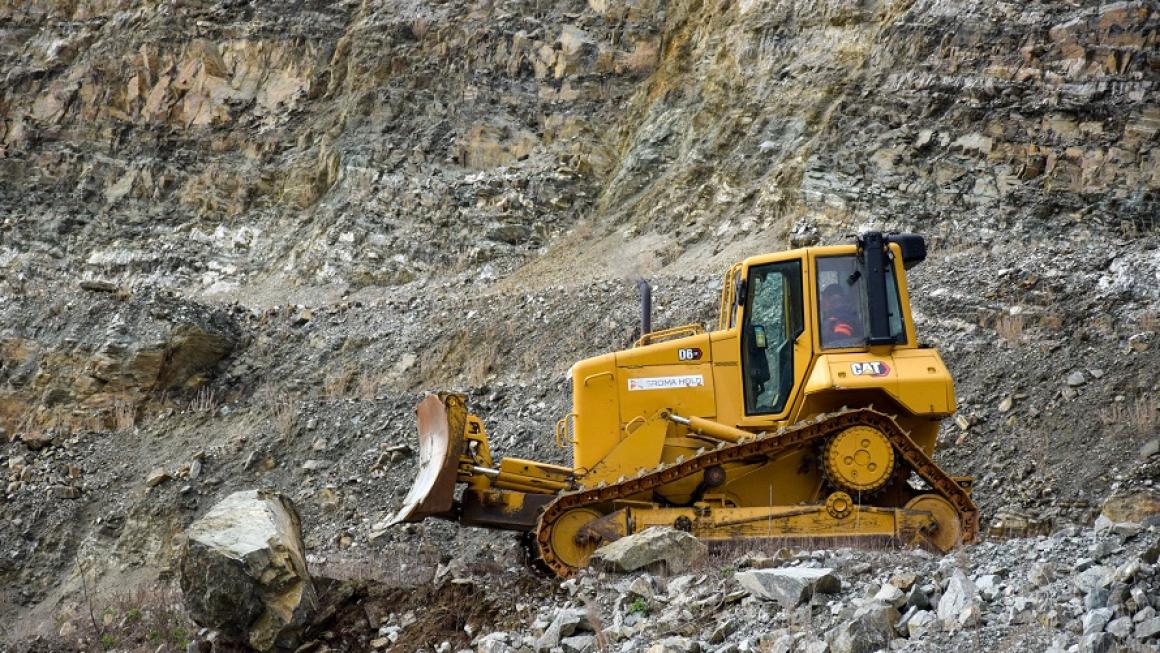 Галерия :: Снимка 3 :: Укрепването на свлачищата при „Струма“ най-после започва}