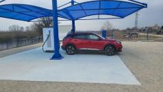 Появата на електрически автомобили по улиците на големите градове вече