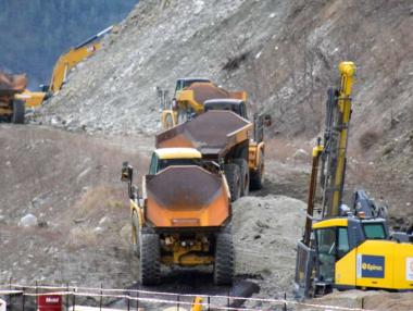 МРРБ търси 276 млн. лв. за индексация на договори със строители