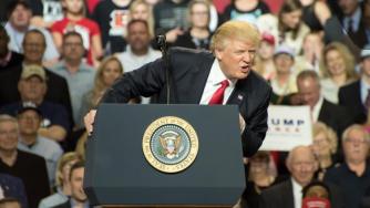 За първи път в историята на САЩ: Бившият президент Тръмп е обвинен за подкуп