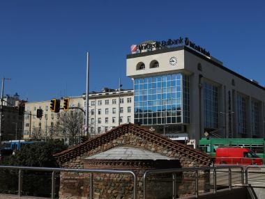 Уникредит очаква лихвите в България да растат и догодина