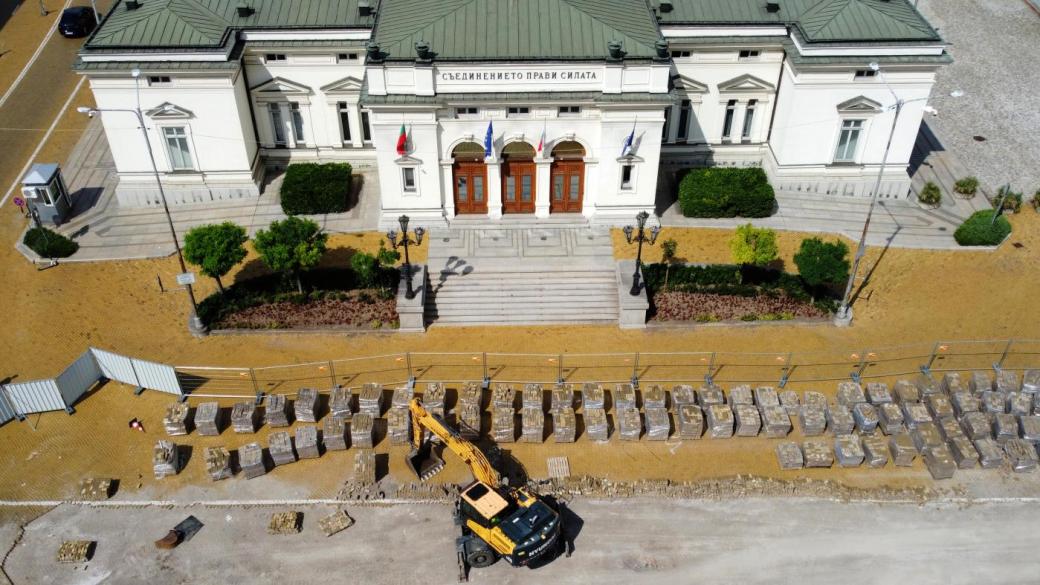 Вечерни новини: Лихвите в България ще растат и догодина; Корупция при ремонта на жълтите павета