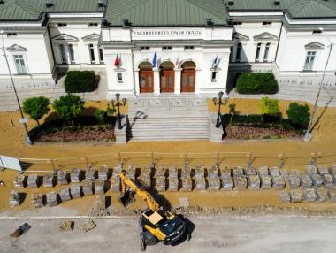 Вечерни новини: Лихвите в България ще растат и догодина; Корупция при ремонта на жълтите павета