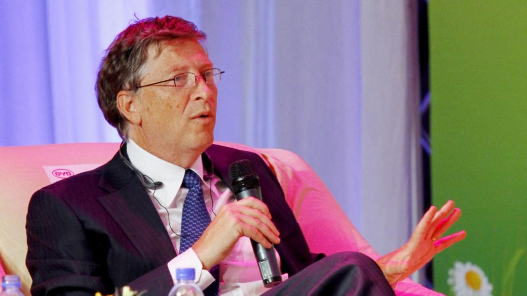 Бил Гейтс е против спирането на мощните AI системи
