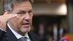 Министърът на икономиката на Германия Роберт Хабек от Зелените се