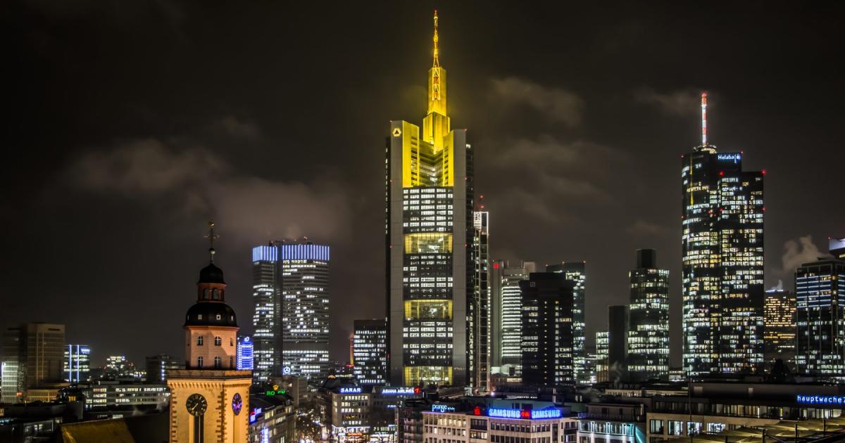 Международните компании са притиснати да оповестяват публично какви данъци плащат