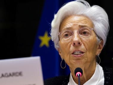 Лагард: Инфлацията в еврозоната ще продължи да спада