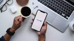 Социалните медии са мястото където проектираме версия на себе си