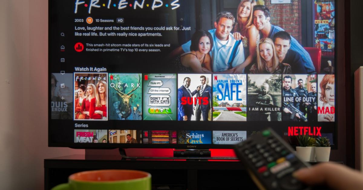 Стрийминг гигантът Netflix ще спре напълно споделянето на пароли за