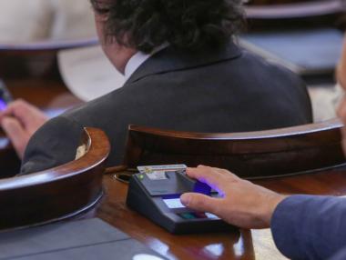 Още един загубен ден от (вероятно) краткия живот на парламента