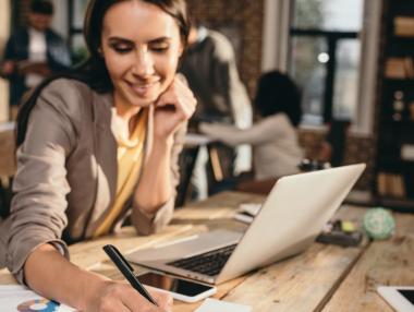 Корпоративната политика е решаваща за задържане на служителите