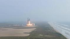 Зрелищната експлозия на мегаракетата Starship на SpaceX минути след като