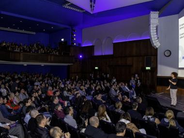 Равносметката от Лондон: Всеки втори българин иска да се върне (видео)