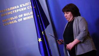 Служебният кабинет внася бюджет, с който еврозоната ще е само мираж