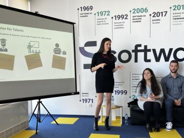 Американска компания купува работещата и в България Software AG