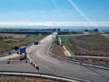 Вечерни новини: Започва строежът на магистрала Русе – Велико Търново; Милиарди за батерии