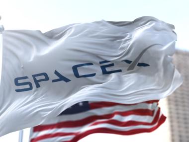 SpaceX наема пета площадка за изстрелване на космически ракети