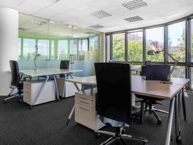 Бизнесът пести по €10 000 на служител от хибридния модел на работа