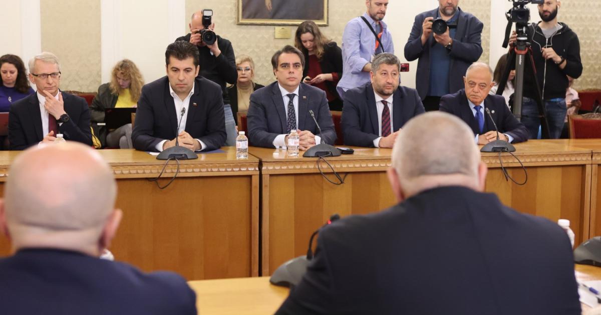 В добронамерен и приятелски тон протече първата лидерска среща между