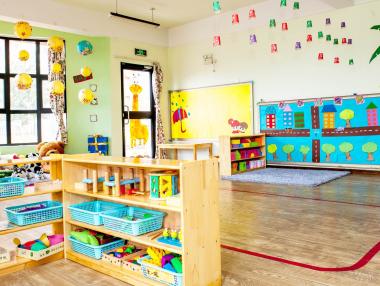 Местата в детските ясли в София растат по-бавно от нужното