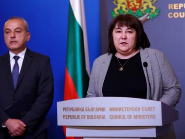 Правителството отказа да вземе 100% от печалбата на държавните фирми