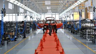 Чуждите инвеститори заобикалят България заради непредсказуемата бизнес среда