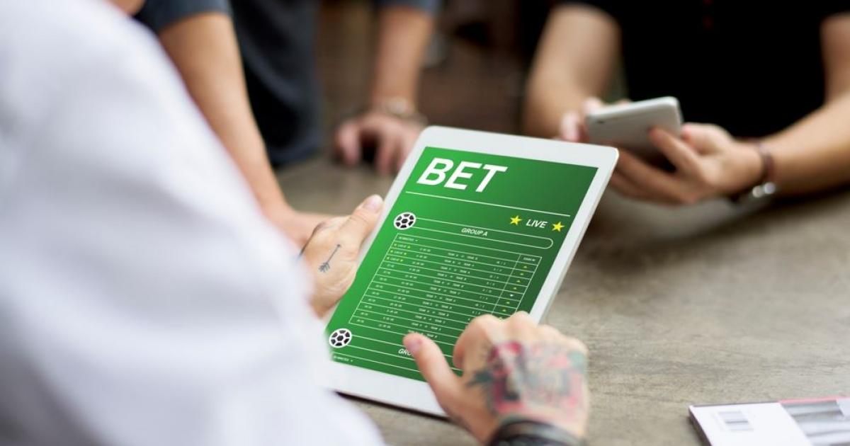 Хората обичат спорта, обичат да се забавляват, обичат и да