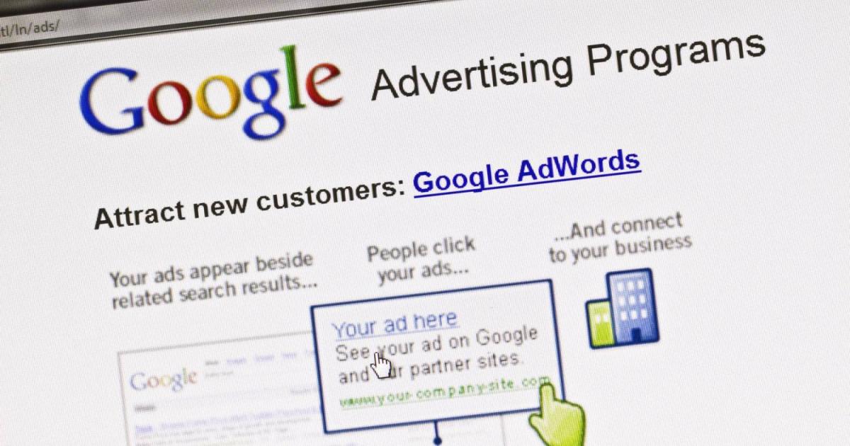 Рекламодателите се придържат към сигурните убежища Alphabet и Meta Platforms