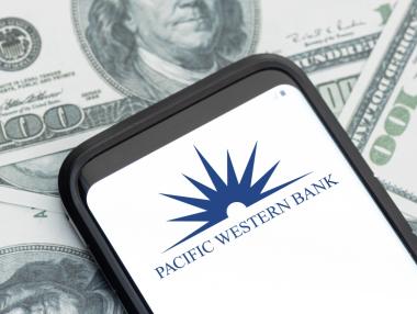 Заразата се разраства: Още американски банки изпадат в затруднение