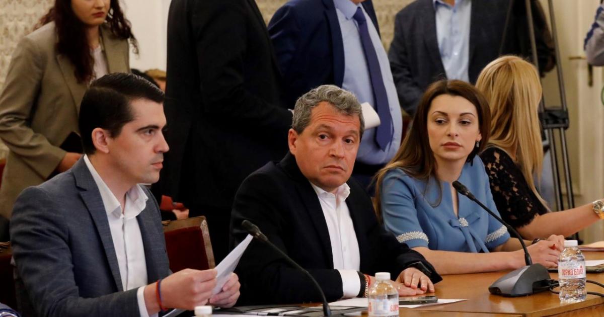 Партията на Слави Трифонов Има такъв народ“ е готова да