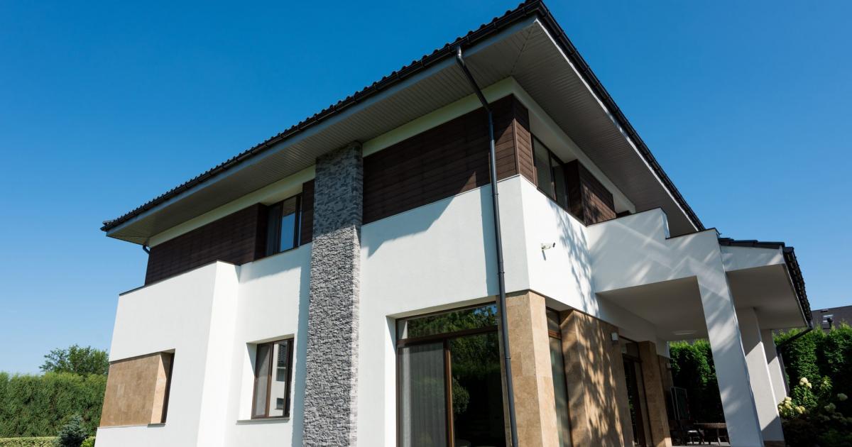 Броят на еднофамилните къщи в България през първото тримесечие на