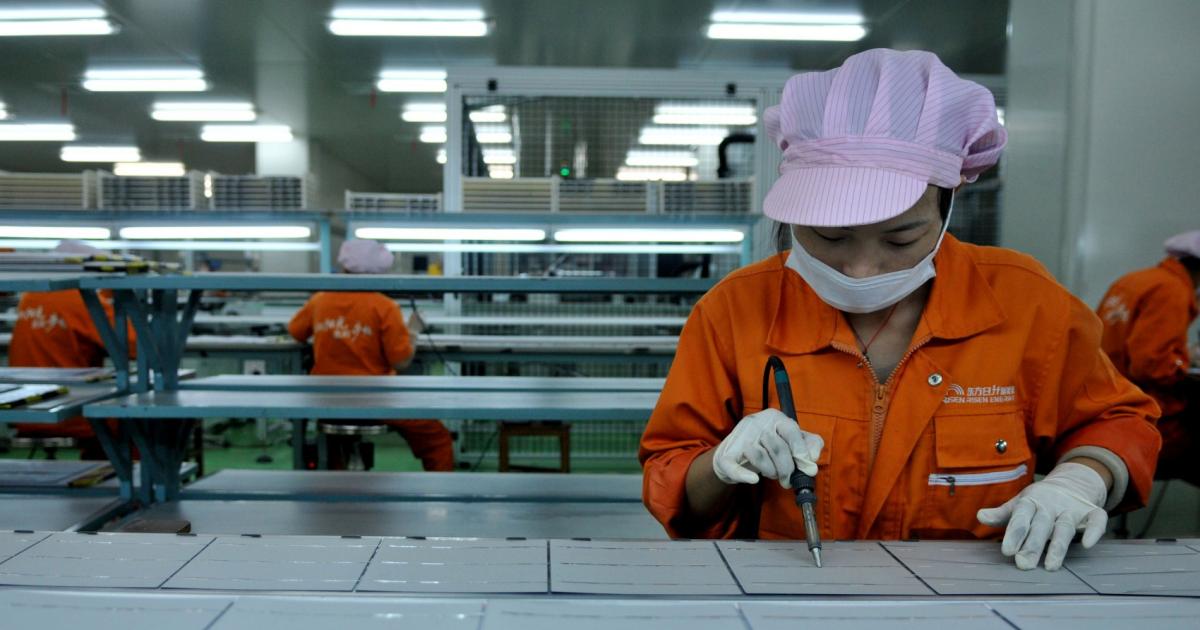 Китайската компания Eve Power планира да построи завод за производство