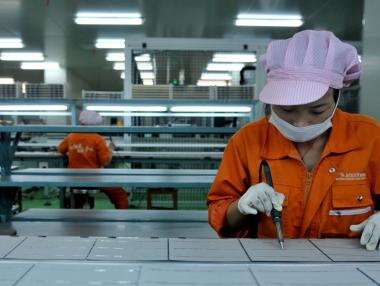 „Жестока конкуренция“: Китайската Eve Power прави завод за 1 млрд. евро в Унгария