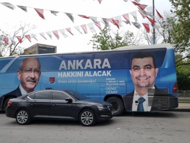 Турците в България масово са гласували за опонента на Ердоган