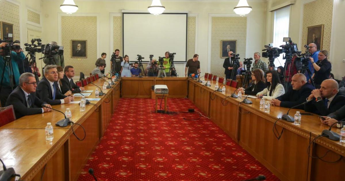 На поредна среща ГЕРБ и ДПС изявяват близки позиции по