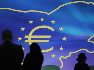 ЕБВР повиши прогнозата за българската икономика заради еврото