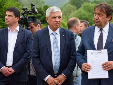 Галерия от откриването на пътен възел „Кресна“