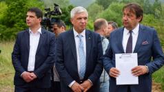 Министърът излъга АПИ подписа тихомълком договорите за Струма през КреснаПротивно