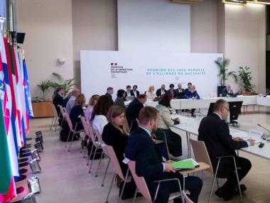 „Ядреният клуб“ на ЕС: Какво искат Франция, България и още 12 страни