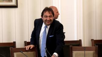 Шишков оправда с ОВОС-а тайното подписване на договорите за „Струма“ през Кресна
