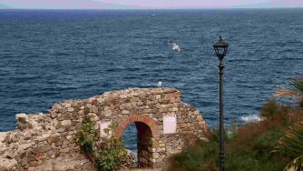 Last minute офертите вече не са на мода: българите планират морето месеци по-рано