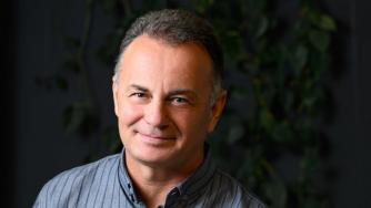 Литературата е религия, която може да те подведе