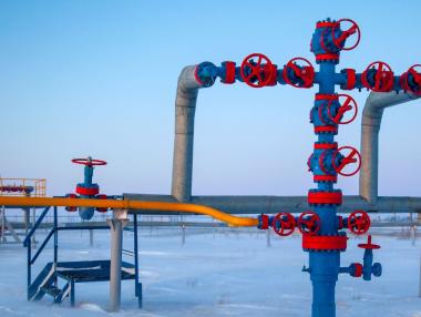 Всички срещу „Газпром“: И Полша търси компенсации за спрените доставки