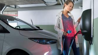 Промени предвиждат облекчения за зарядни станции на паркоместа