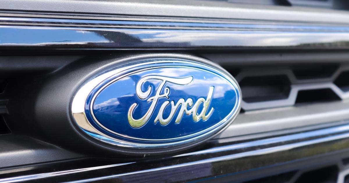 Американският концерн Ford Motor Co разкри в понеделник сключването на