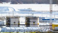 Руското правителство обмисля забрана за износ на бензин за да