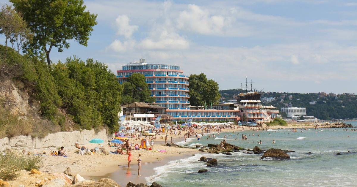 Св. св. Константин и Елена е първият морски курорт в