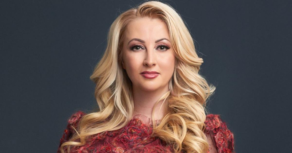 Да бъдеш Мисис Икономика 2022 само̀ по себе си е задължаващо,