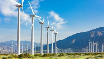 „Суперсила“ – инвестициите в слънчева енергия за първи път изпреварват тези в петрол